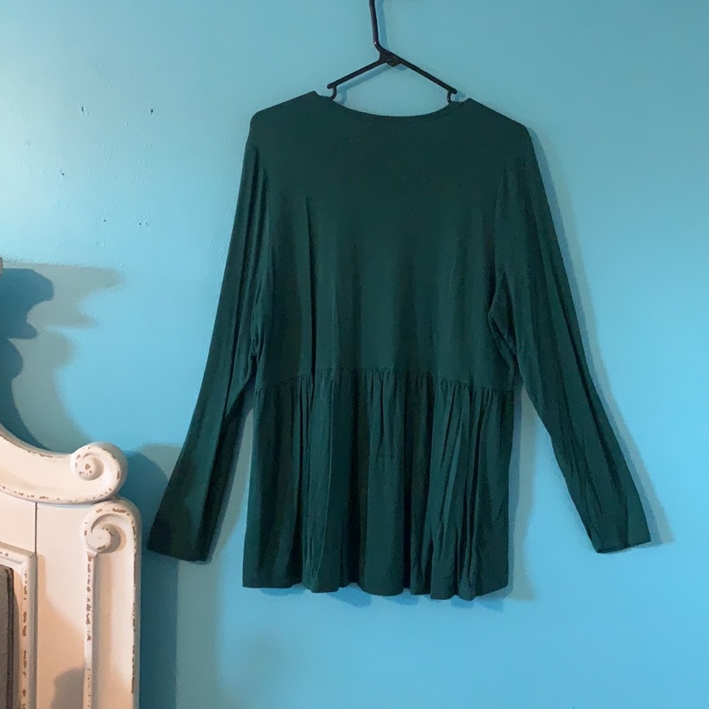 Torrid top - Picture 5 of 9